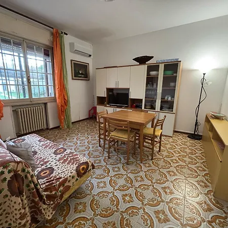 Apartment T48 Trilocale A Due Passi Dal Porto Canale Con Posto Auto Privato